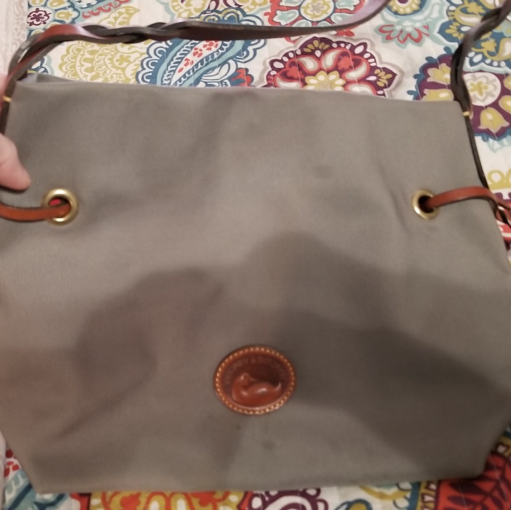 Dooney & Bourke shoulder tote